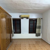 Cho thuê ở nhóm 5 người căn hộ TT Tầng 5 Bách Khoa 65m2, 2 ngủ, 7.5 Triệu